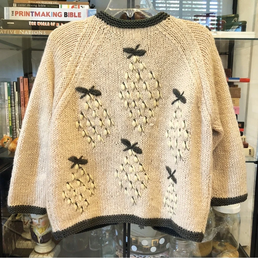Vintage Hand Knited Cardigan Mohair Sweater Made in Italy Floral Emroidery S/M/L - Picture 5 of 12